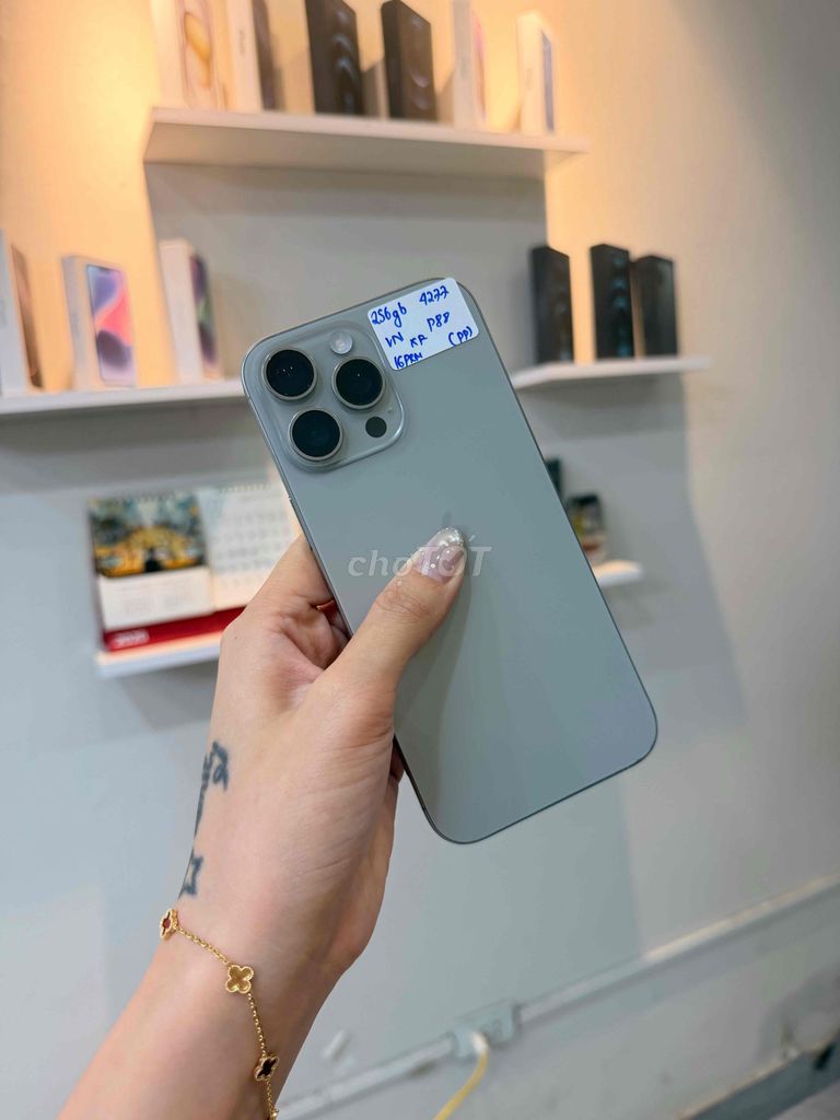 16 Promax 256gb Vn Xước Fim mỰc bé. Mua bán Điện thoại tại Quận Thanh Xuân Hà Nội được đăng bởi T Mobile  hình 1