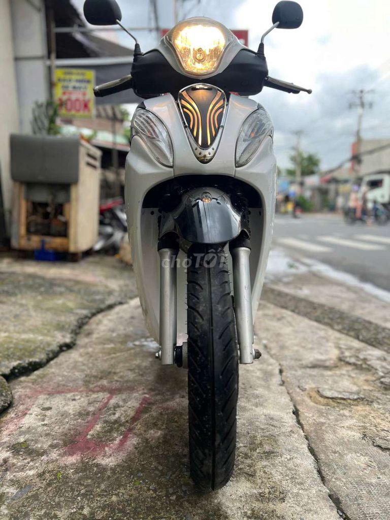 Kimco Fi 2013 nguyên zin bst.. Mua bán Xe máy tại Quận 12 Tp Hồ Chí Minh được đăng bởi Ngọc Danh hình 4