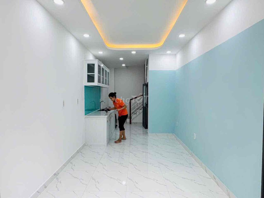 Bán nhà gần MT đường Cô Giang, P Nhuận CN 21m 1trệt 2lầu nhà mới