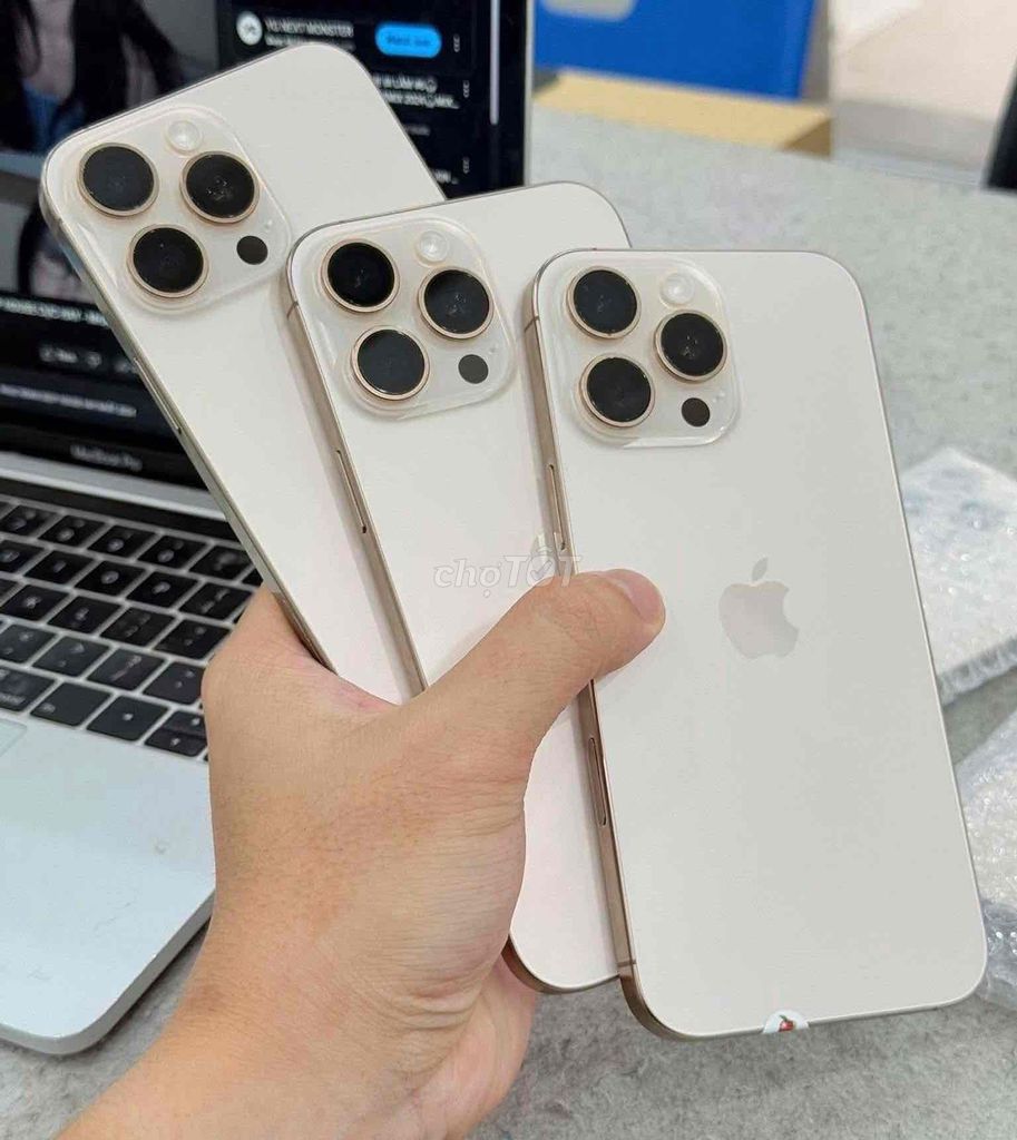 Apple iPhone 16 Pro Max 256GB Sa Mạc. Mua bán Điện thoại tại Quận Thanh Khê Đà Nẵng được đăng bởi Anh Thư hình 1