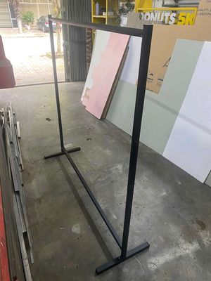 Sào sắt phơi đồ. Mua bán Nội thất, đồ gia dụng khác tại Quận Cẩm Lệ Đà Nẵng được đăng bởi MỸ THUẬT NỘI NGOẠI THẤT HỒNG HƯNG PHÁT