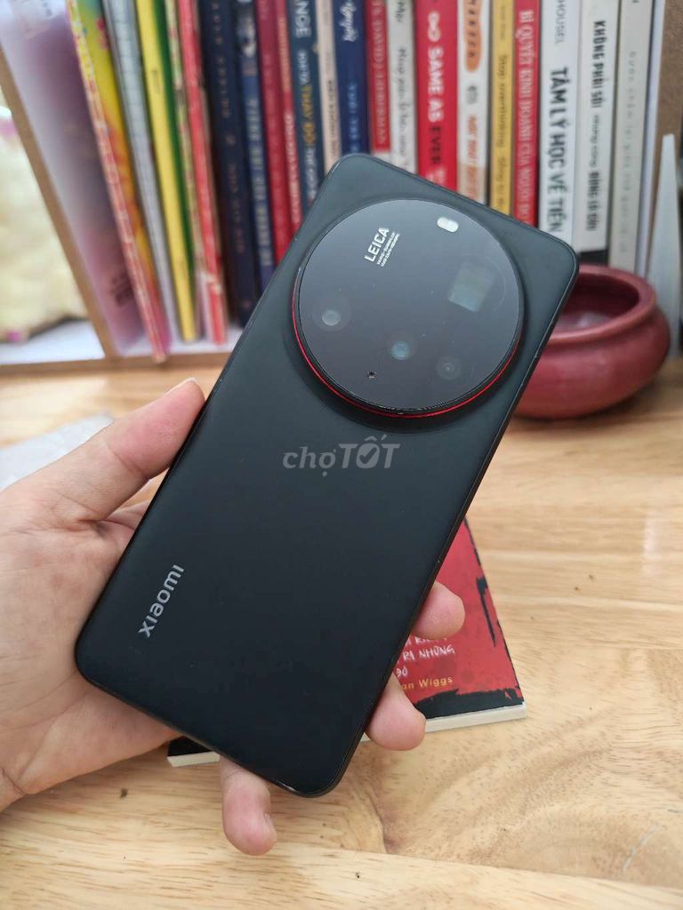 Xiaomi 15 Ultra 12/256GB Pin 92 màu đen. Mua bán Điện thoại tại Quận Gò Vấp Tp Hồ Chí Minh được đăng bởi Linh hình 1