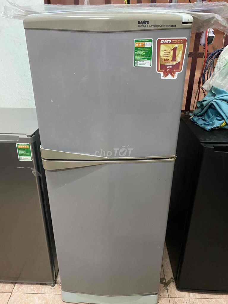 tủ lạnh Sanyo 120L không đông tuyết