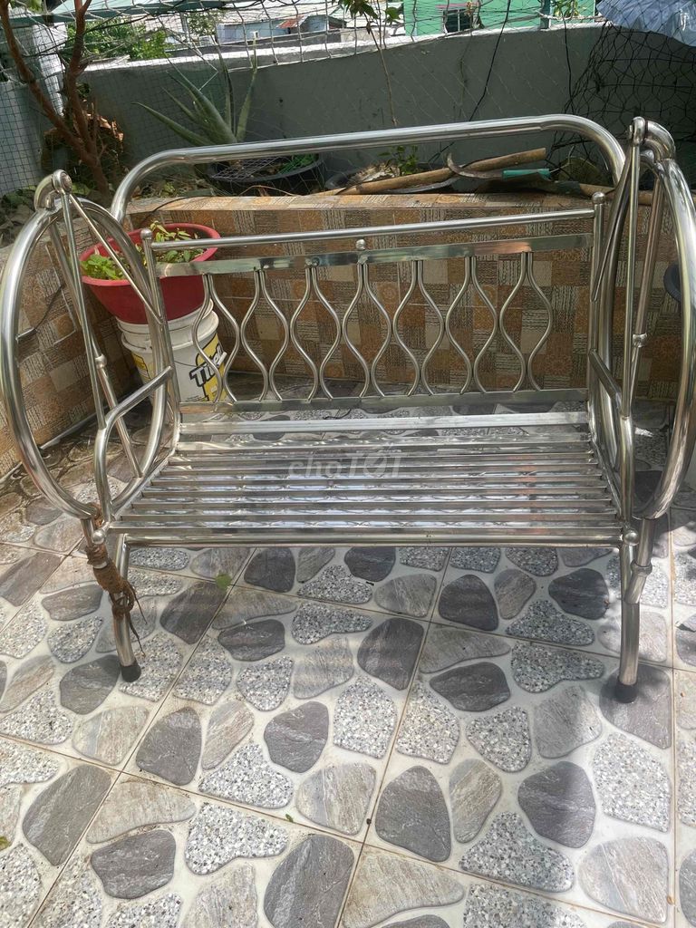 Xích đu Inox Bạc 1m Còn mới. Mua bán Nội thất, đồ gia dụng khác tại Huyện Nhà Bè Tp Hồ Chí Minh được đăng bởi Nguyen Thuy Nha Ca hình 1