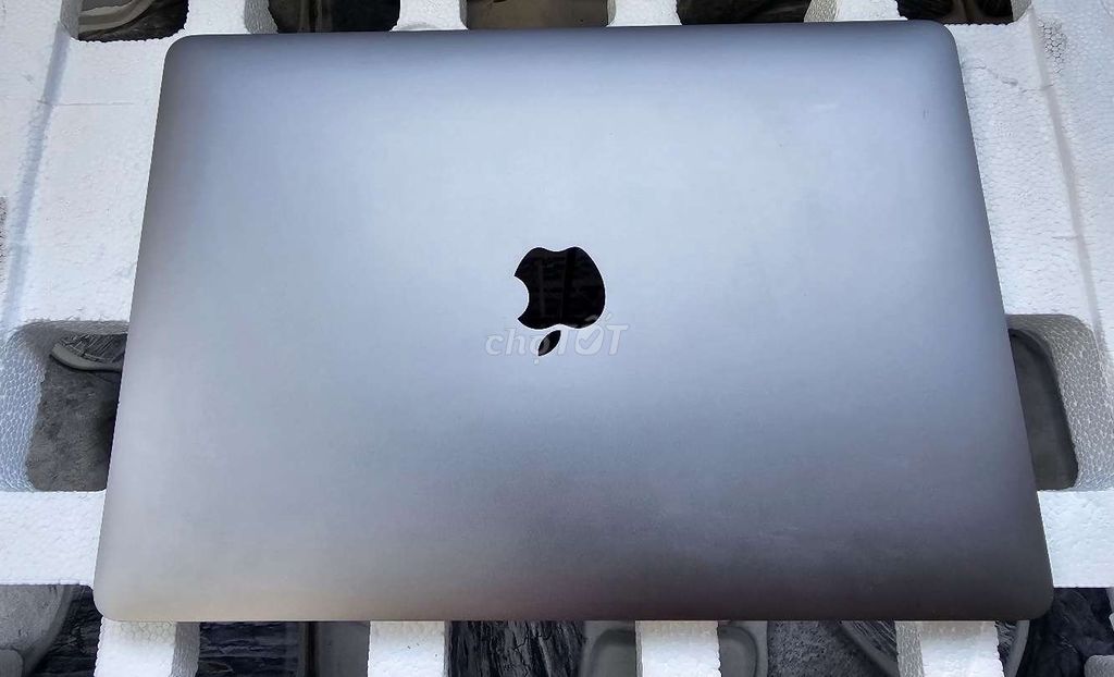 MACBOOK PRO M1: RAM 16GB, MÁY ĐẸP 98% PIN 100%