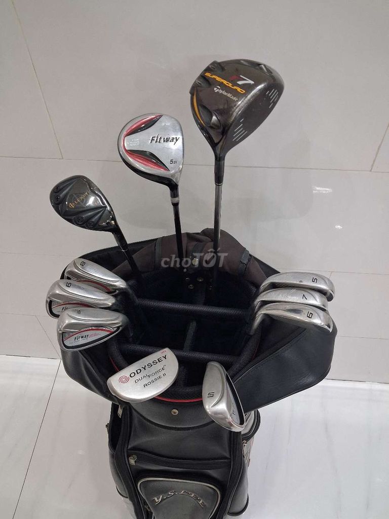 Bộ gậy golf Fitway Nhật Bản Đen, Bạc, Đỏ. Mua bán Đồ thể thao, Dã ngoại tại Quận Liên Chiểu Đà Nẵng được đăng bởi Trong Thành  hình 1