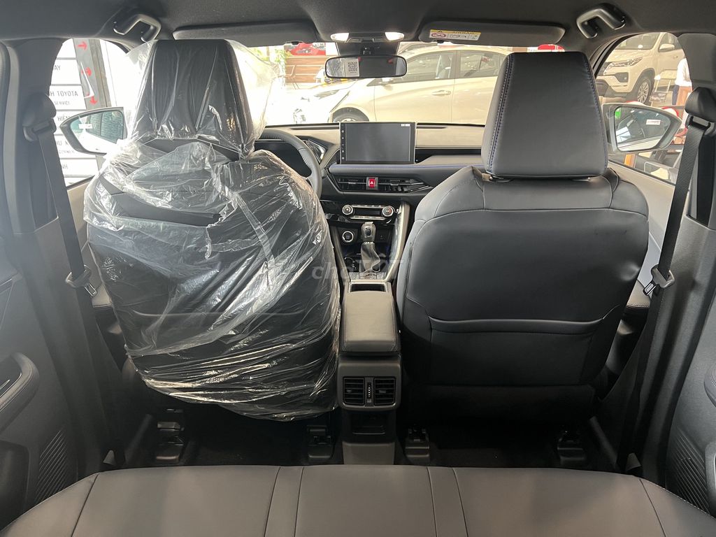 Yaris Cros | Tặng phí trước bạ | Bảo hiểm. Mua bán Ô tô tại Thành phố Thủ Đức Tp Hồ Chí Minh được đăng bởi Hiếu Trả Góp Xe hình 2