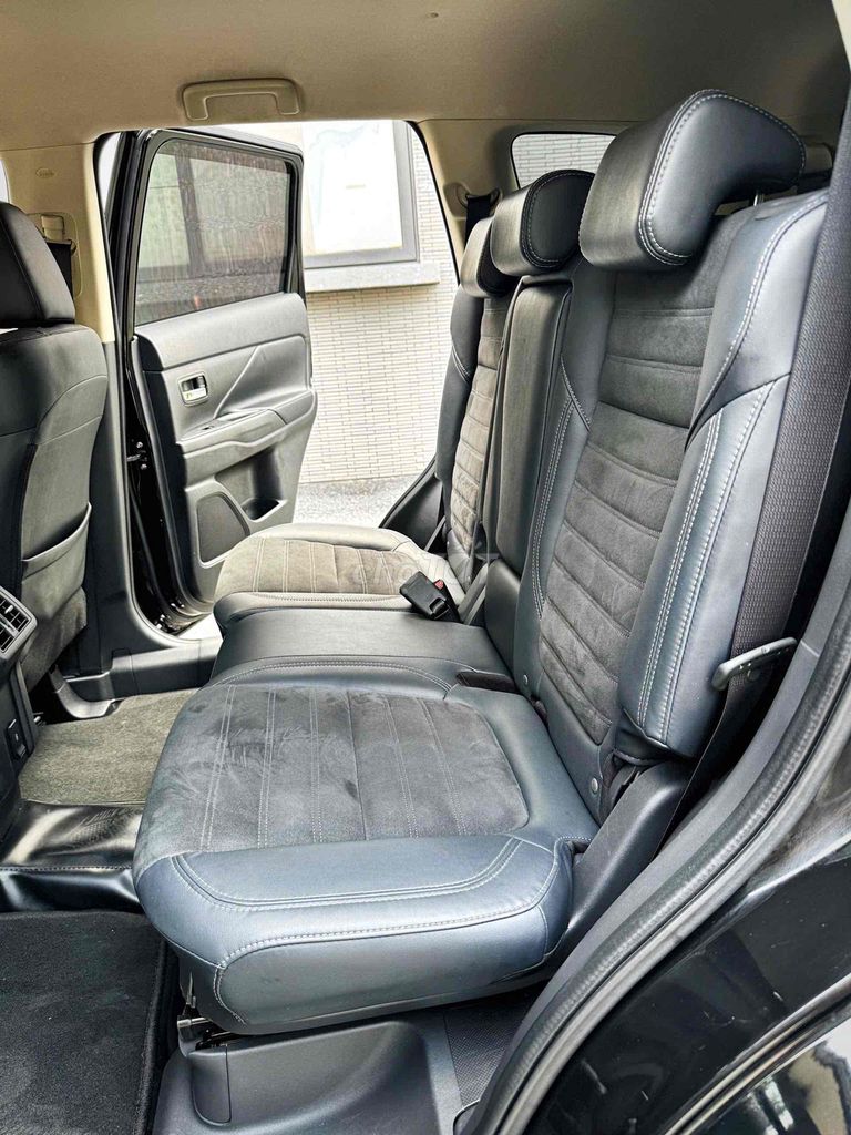 Mitsubishi Outlander 2022 2.0 CVT - 50000 km. Mua bán Ô tô tại Quận Cầu Giấy Hà Nội được đăng bởi Thái Hoàng Long Auto hình 18
