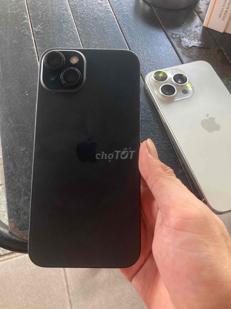 iPhone 15 Plus 128GB Đen quốc tế có giao lưu. Mua bán Điện thoại tại Quận 10 Tp Hồ Chí Minh được đăng bởi Nguyễn Văn Biết hình 1