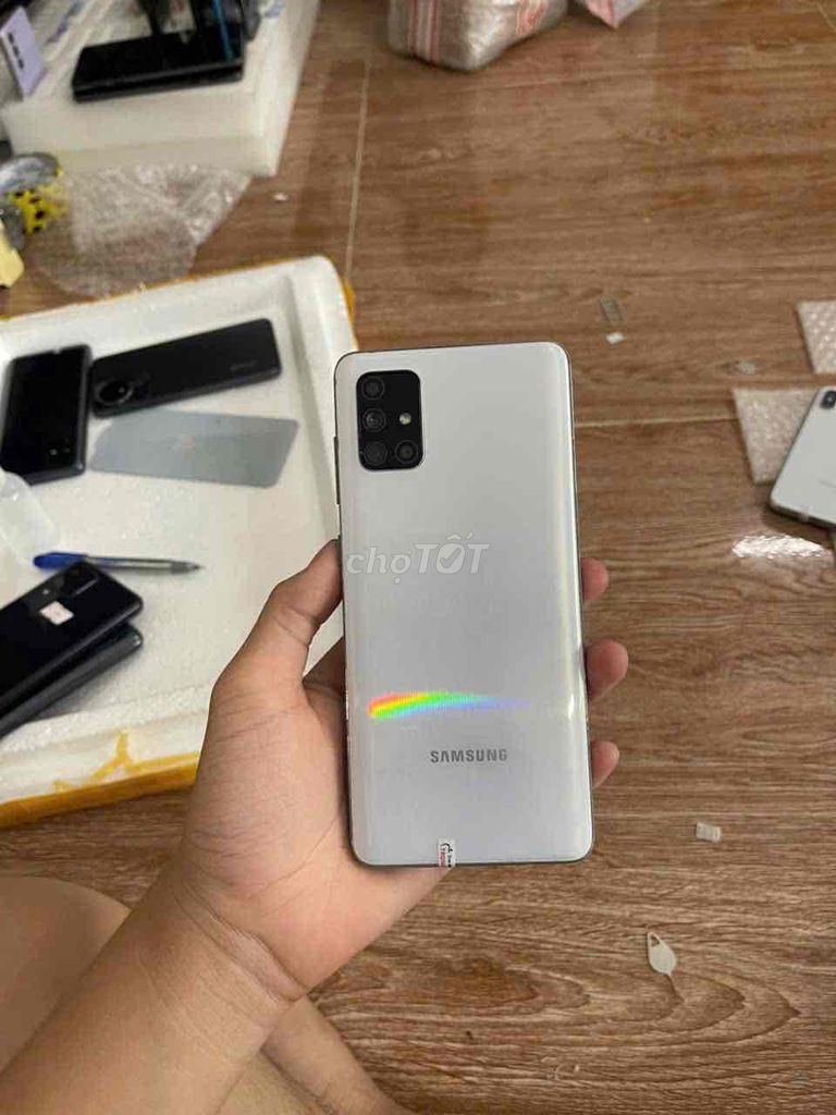 Samsung A71, 128GB, đẹp keng, có nfc. Mua bán Điện thoại tại Thành phố Thủ Dầu Một Bình Dương được đăng bởi Phước Mobile hình 1