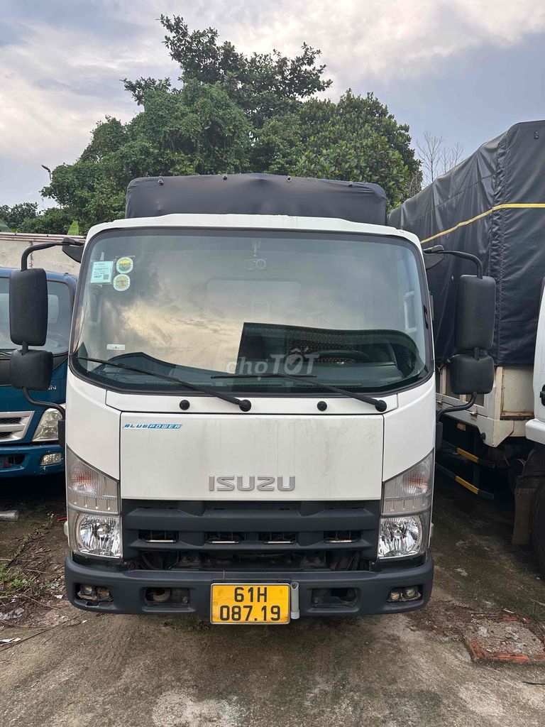 ISUZU 2T3 thùng 4m3 2022 đầu vuông mới