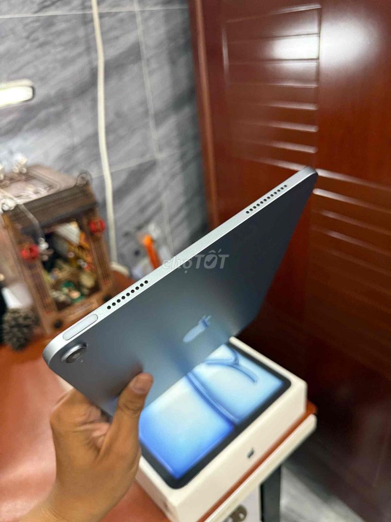 Apple iPad Air 7 11 inch 128GB xanh 99% Bh 1/27. Mua bán Máy tính bảng tại Huyện Bình Chánh Tp Hồ Chí Minh được đăng bởi Lê Nhân  hình 1