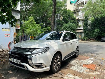 Mitsubishi Outlander 2019 2.4 CVT Special Edition. Mua bán Ô tô tại Quận 7 Tp Hồ Chí Minh được đăng bởi Dang Nguyen