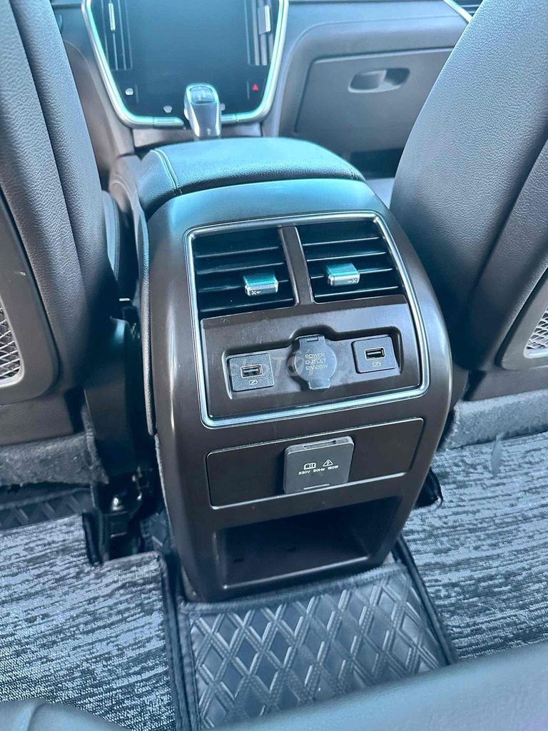 VinFast Lux SA2.0 2019 - 70000 km. Mua bán Ô tô tại Quận Cẩm Lệ Đà Nẵng được đăng bởi Nguyễn Duy hình 13