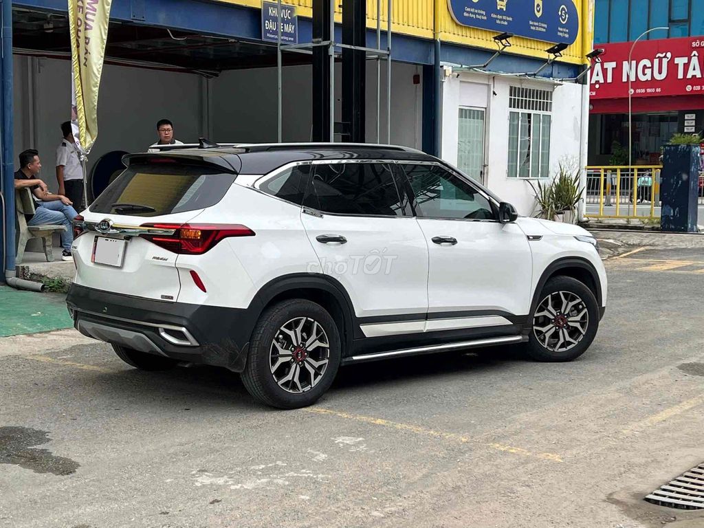Kia Seltos 2021 1.4T Premium - 15000 km. Mua bán Ô tô tại Quận Tân Phú Tp Hồ Chí Minh được đăng bởi Nguyễn Tân Xe Lướt  hình 12