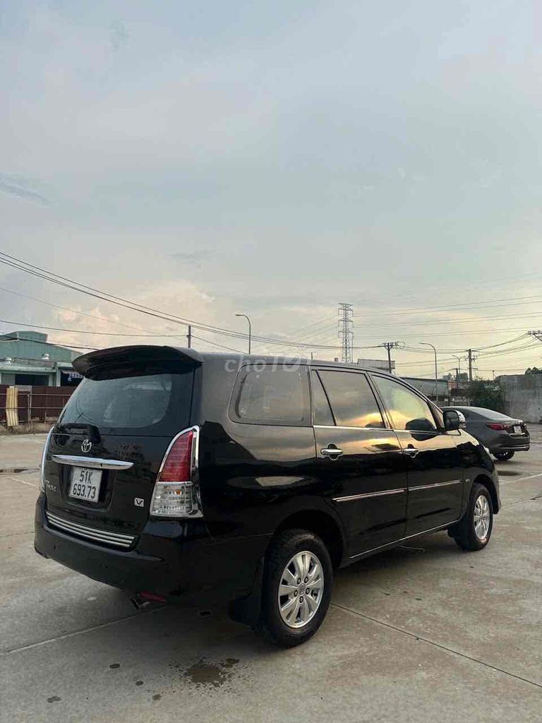 innova bản V tự động đời 2010. Mua bán Ô tô tại Quận Bình Tân Tp Hồ Chí Minh được đăng bởi Nguyễn Tấn Nghiêm hình 6