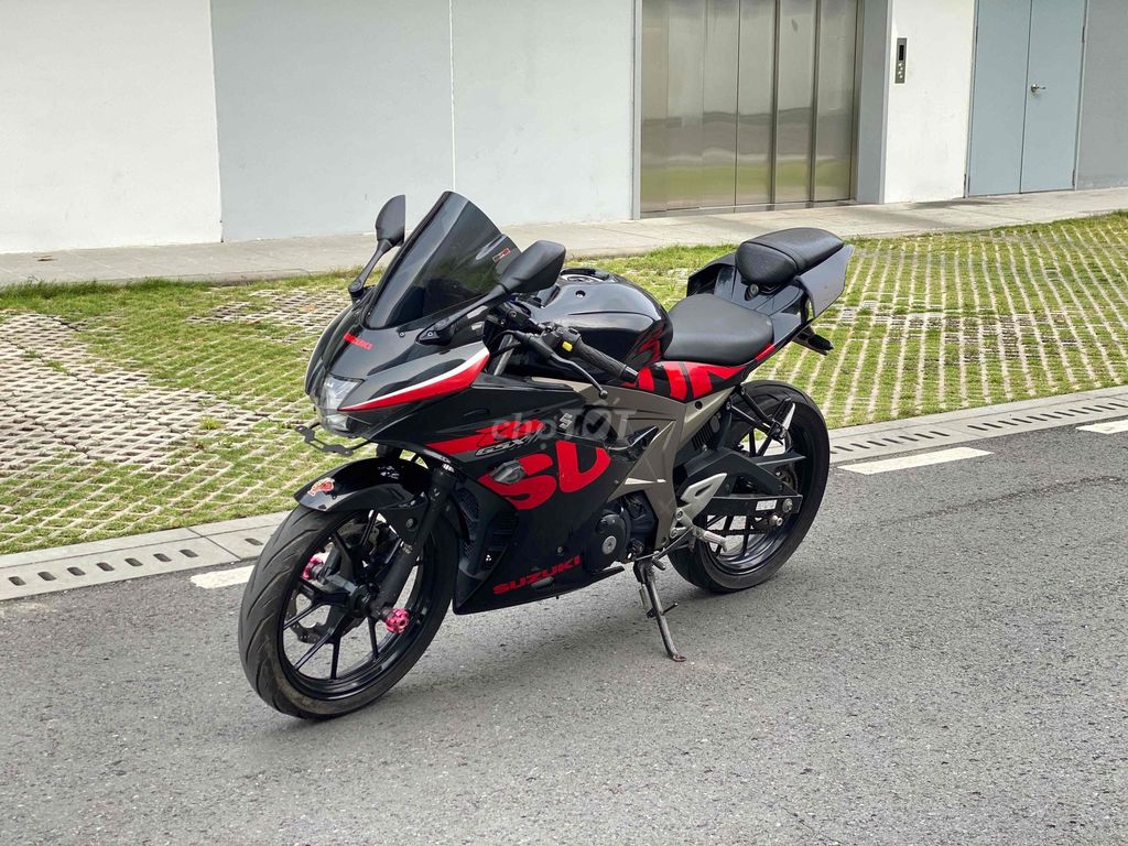 Cần bán xe Moto Suzuki GSX 150cc khoá  Smartkey. Mua bán Xe máy tại Quận Gò Vấp Tp Hồ Chí Minh được đăng bởi Cửa hàng xe máy văn phúc hình 4