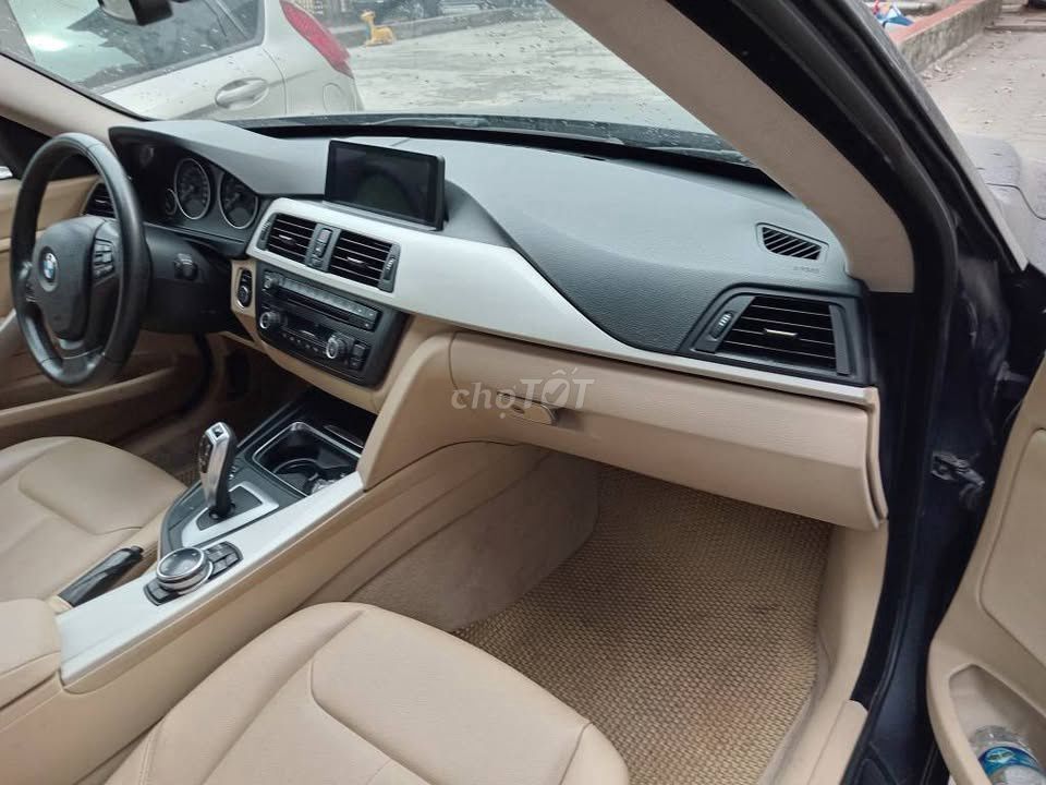 Bmw 320 GT sản xuất 2013. Mua bán Ô tô tại Quận Tây Hồ Hà Nội được đăng bởi Nguyễn Trung Kiên hình 5