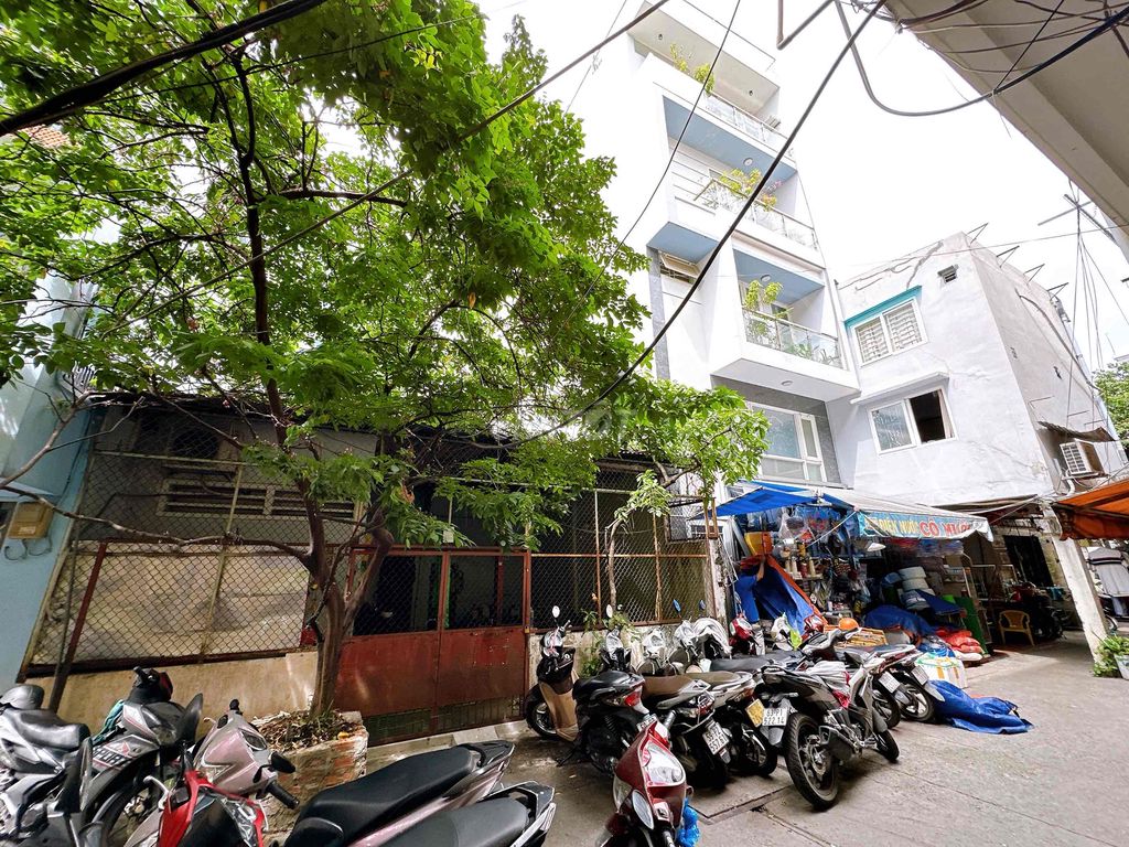 Bàn Nhà MT Thụt đường Nguyễn Thông Giá Tốt