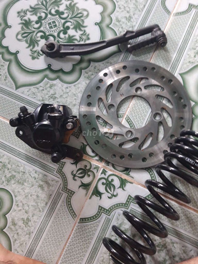 Phụ tùng Nissin Vario Kim loại Đen. Mua bán Phụ tùng xe tại Huyện Củ Chi Tp Hồ Chí Minh được đăng bởi dương hình 1