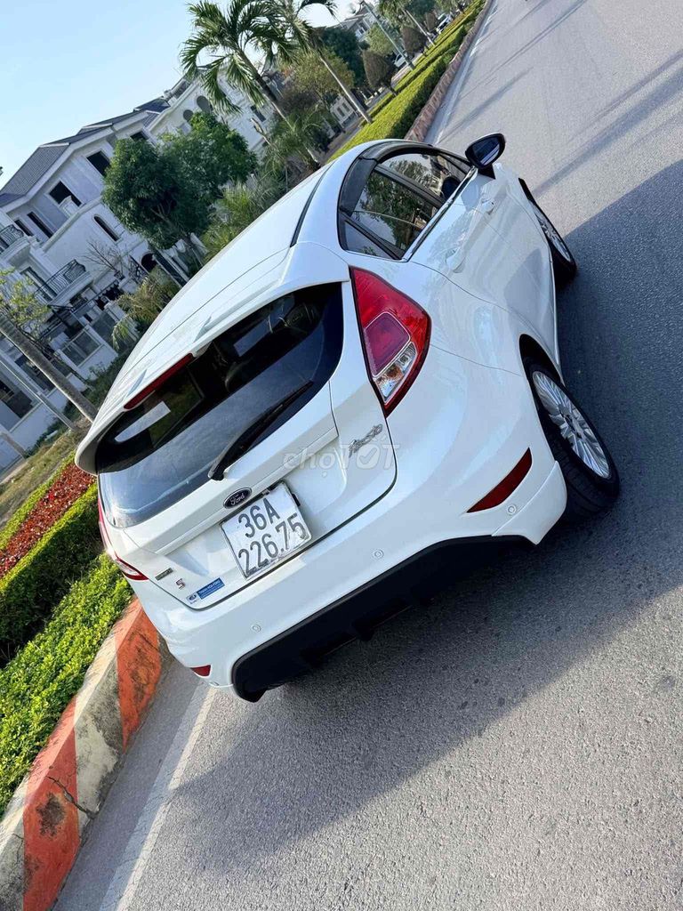 Ford Fiesta 2016 số tự động. Mua bán Ô tô tại Huyện Đông Sơn Thanh Hóa được đăng bởi Xe cũ Thanh Hoá hình 5