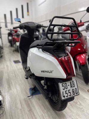 Xe máy điện VinFast Verox 2026 Trắng