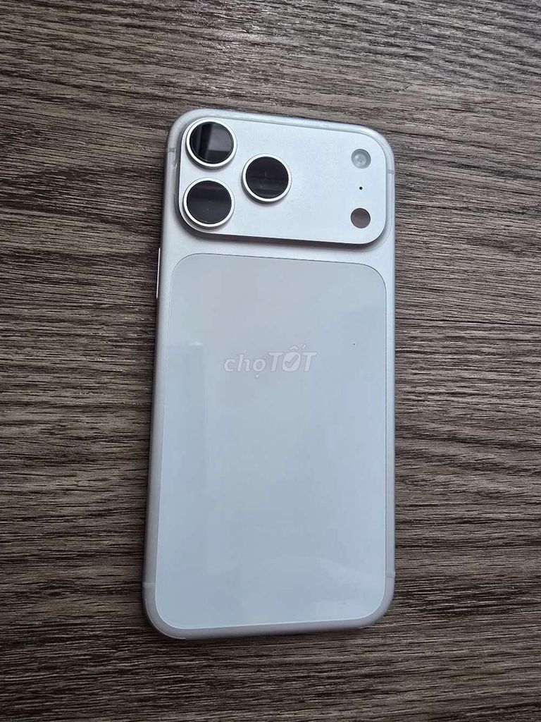Apple iPhone 17 Pro Max 256GB còn bh dài. Mua bán Điện thoại tại Quận Hải Châu Đà Nẵng được đăng bởi anh quân hình 1