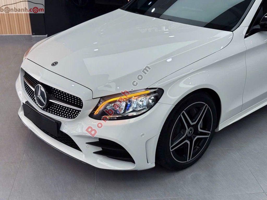 Mercedes Benz C class C300 AMG 2019 - 1 Tỷ 59 Tr. Mua bán Ô tô tại Quận 7 Tp Hồ Chí Minh được đăng bởi Minh Văn hình 2