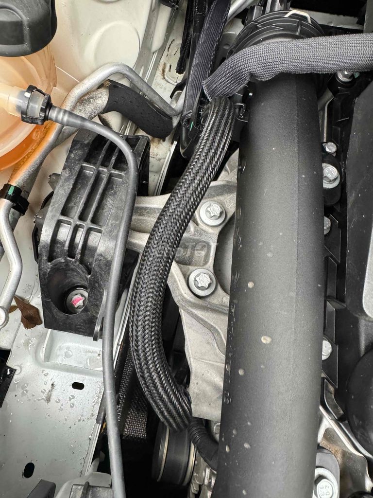 PEUGEOT 2008 GT LINE SX 2021 FULL LỊCH SỬ. Mua bán Ô tô tại Quận Nam Từ Liêm Hà Nội được đăng bởi Auto Anh Tuấn hình 11