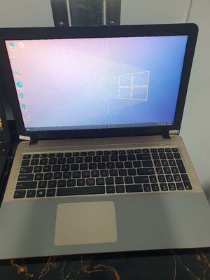 Laptop văn phòng học tập