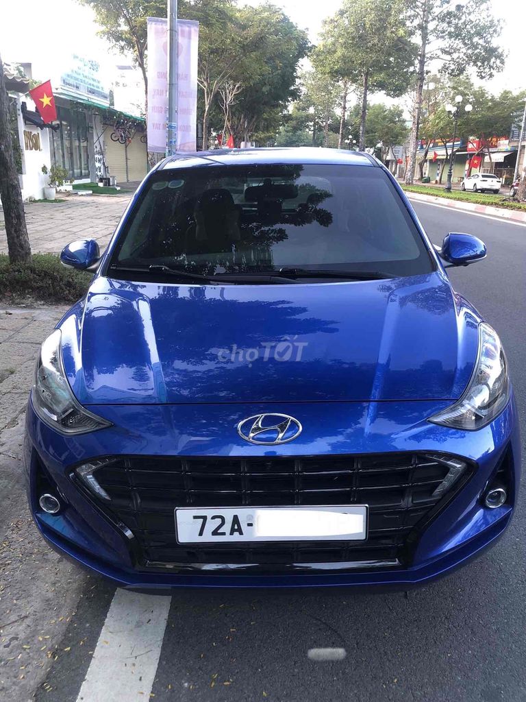 huynhđai-i10 1 chủ mua mới odo chuẩn zin 16000km