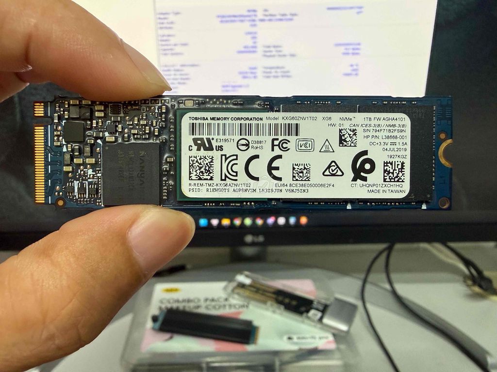 Ổ cứng NVMe Toshiba 1TB 99%. Mua bán Linh kiện (RAM, Card...) tại Quận Thanh Xuân Hà Nội được đăng bởi the Mini Lap hình 1