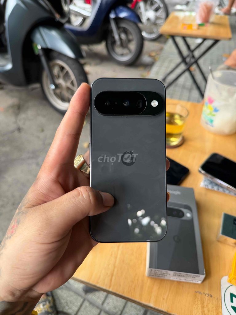 Google Pixel 10 quốc tế sạc 12 lần bảo hành dài. Mua bán Điện thoại tại Quận Tân Bình Tp Hồ Chí Minh được đăng bởi Nguyễn Thắng Mobile hình 1