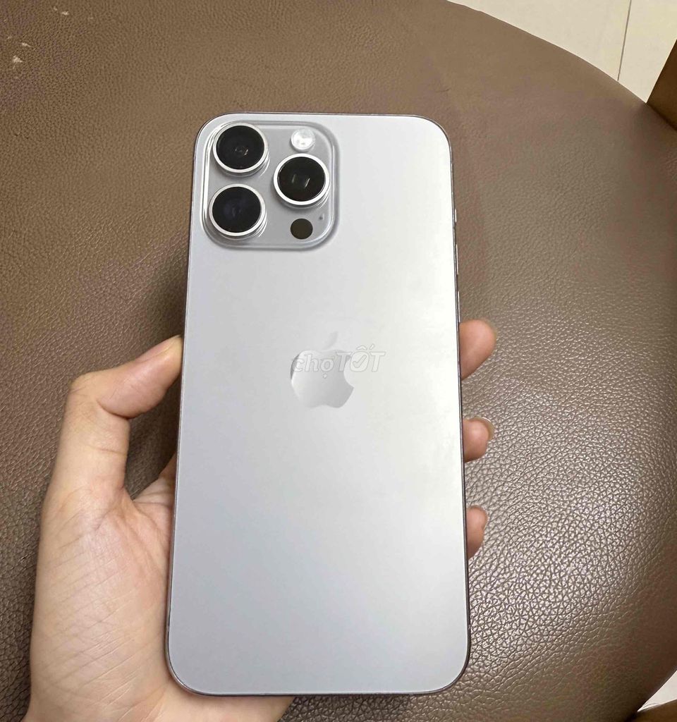 cá nhân cần bán 15 pro max 512g zin. Mua bán Điện thoại tại Quận 4 Tp Hồ Chí Minh được đăng bởi timi hình 1