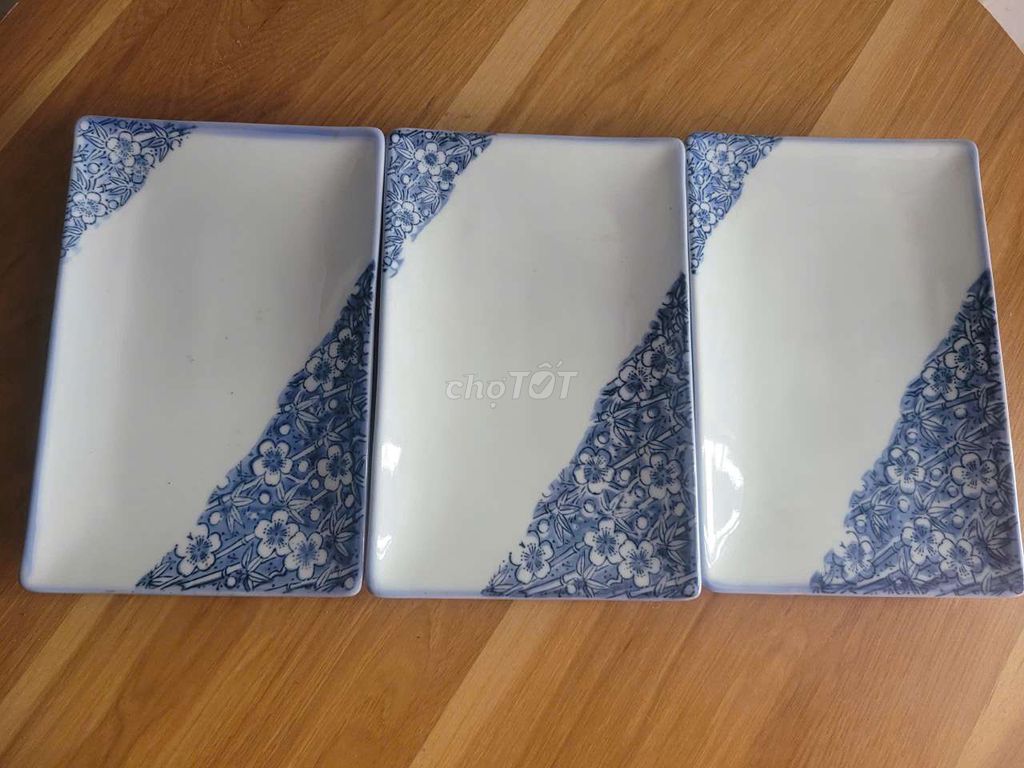 Dĩa Gốm Sứ Nhật Bản Trắng Xanh. Mua bán Dụng cụ nhà bếp tại Quận Bình Tân Tp Hồ Chí Minh được đăng bởi Hoang anh hình 1
