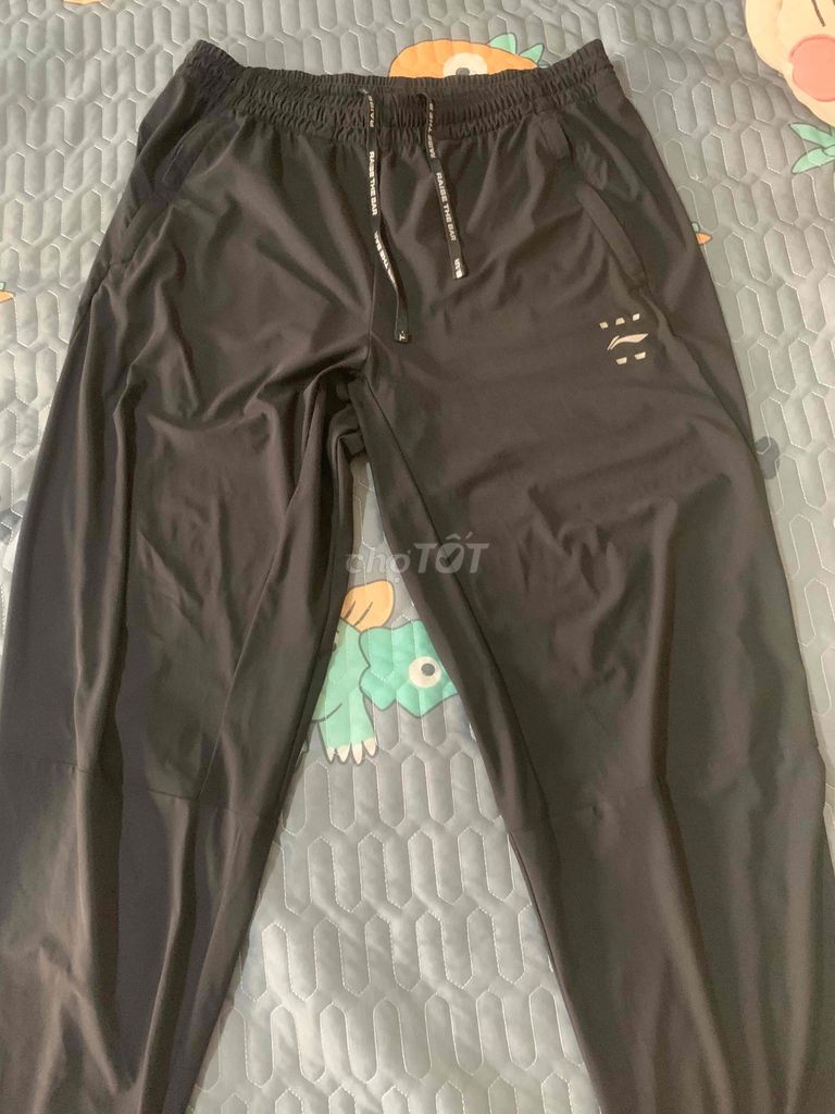 Quần thể thao Li-Ning Nam Đen chính hãng. Mua bán Đồ thể thao, Dã ngoại tại Huyện Gia Lâm Hà Nội được đăng bởi Hải Nam hình 1