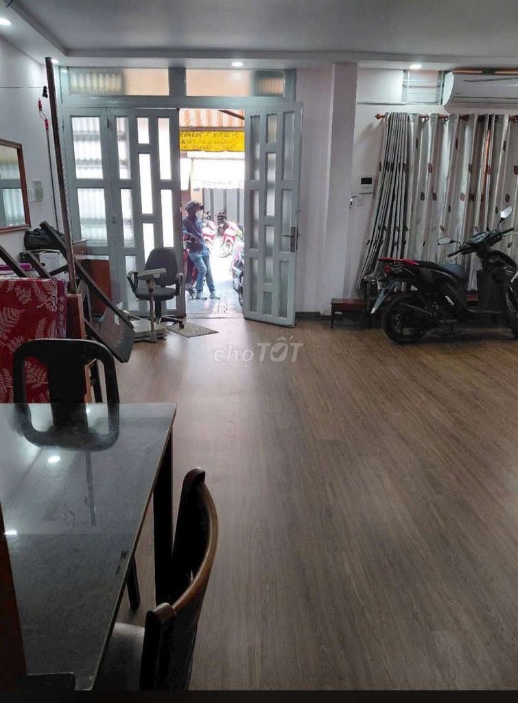 Аренда · 3 комн. · 86 м² · Quận Tân Phú, ул. tây Thạnh