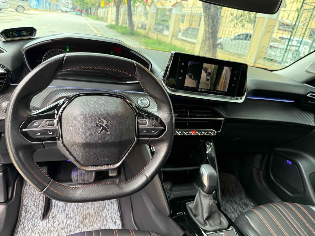 Peugeot 2008 2021 Active 1.2 AT - 41000 km. Mua bán Ô tô tại Thành phố Huế Thừa Thiên Huế được đăng bởi Hoàng Tàu  hình 11
