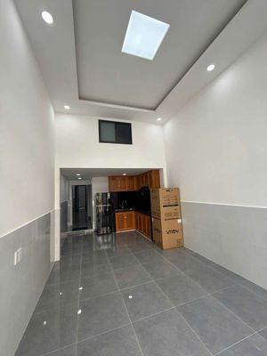 CHO THUÊ NHÀ FULL NT Đ/C 78 LÊ QUỐC TRINH- 1 LỮNG -3PN-2WC- 3m7x20
