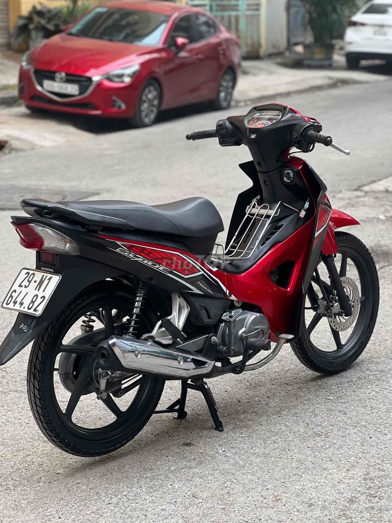 Honda Wave Blade 110 2018 Vành Đúc xe cực đẹp. Mua bán Xe máy tại Quận Cầu Giấy Hà Nội được đăng bởi Xe Máy Đoàn Văn Cam Kết Đúng Ảnh Đúng Biển Đúng Giá Trị hình 8