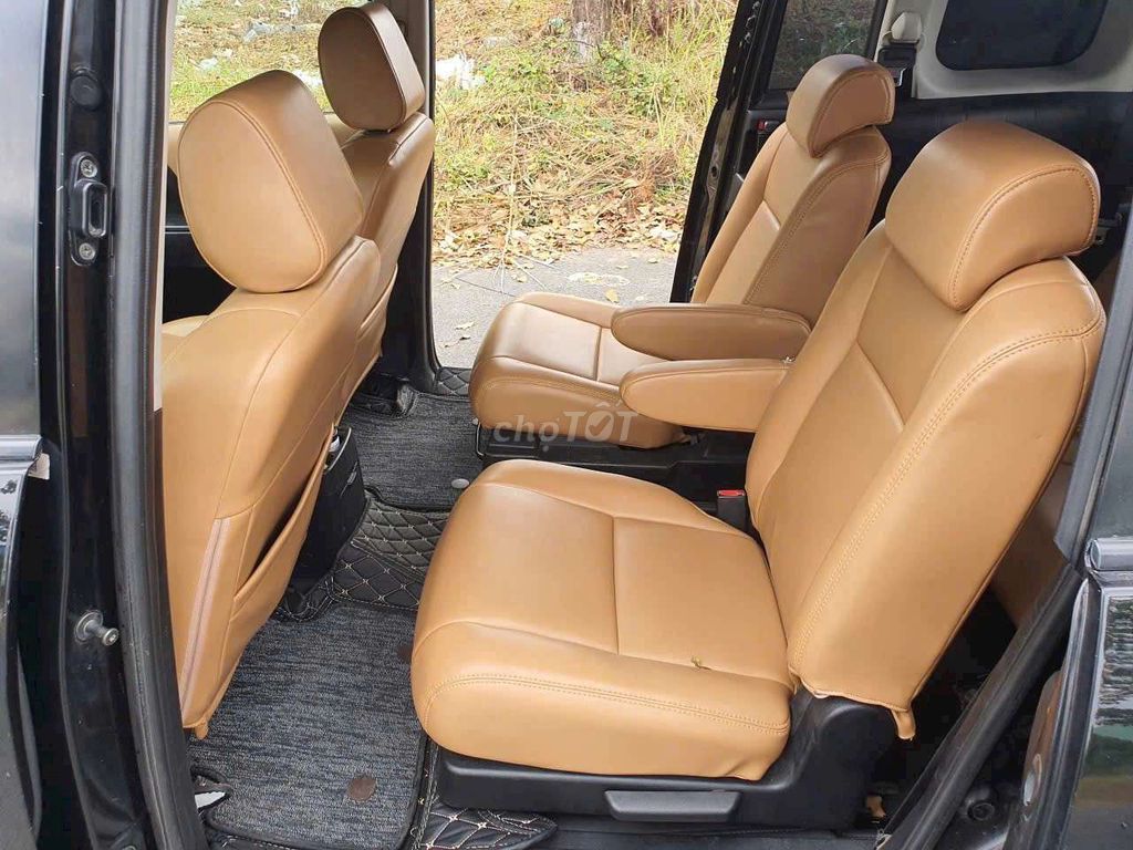 Mazda 5 số tự động cửa lùa. Mua bán Ô tô tại Thành phố Thủ Dầu Một Bình Dương được đăng bởi THANH DUY hình 5