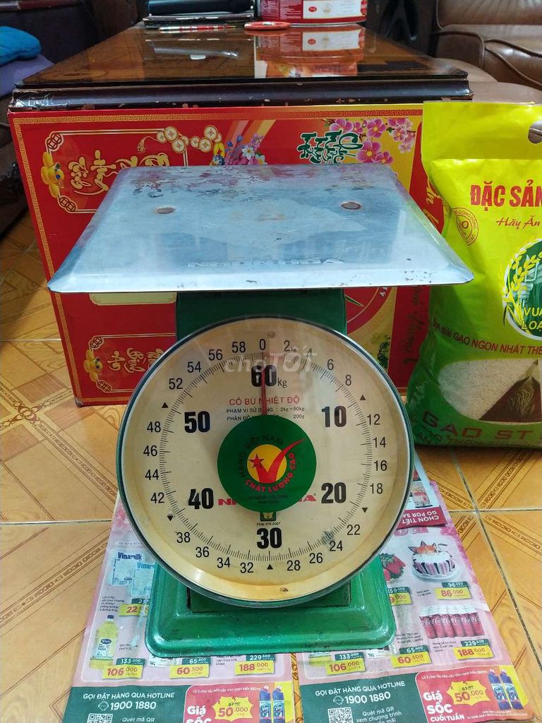 Cân cũ 60kg NHƠN HÒA zin tốt đẹp, chính xác