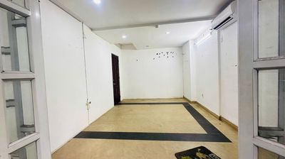 Cho Thuê MB Văn Phòng, Dạy đàn, Dạy học, làm Nail