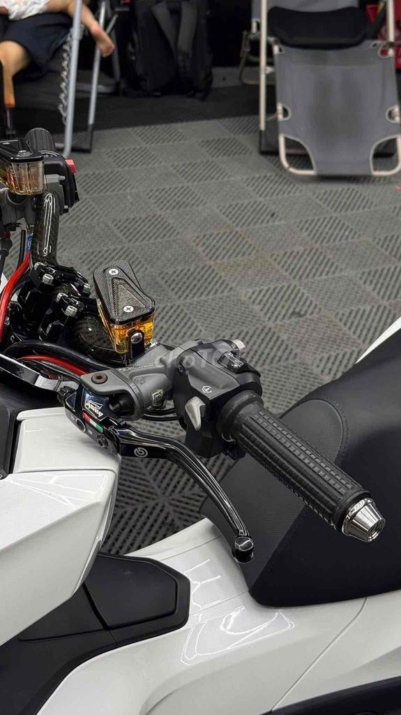 Pcx 160cc full đồ chơi, xác xe máy zin hạ lùn Bán. Mua bán Xe máy tại Thành phố Thủ Dầu Một Bình Dương được đăng bởi Phung thao hình 5