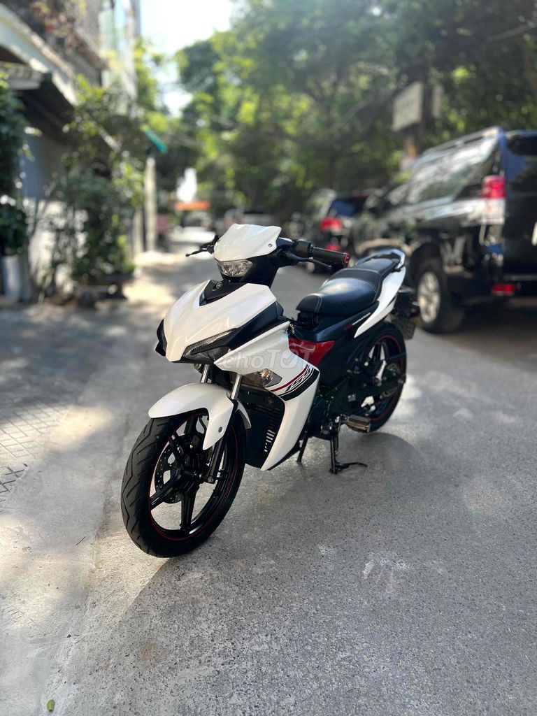 Xe Máy Anh Thao Exciter 155cc màu trắng đỏ. Mua bán Xe máy tại Quận Cầu Giấy Hà Nội được đăng bởi shop xe may cũ anh thao hình 6