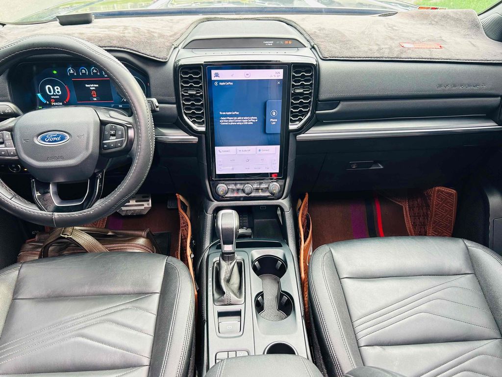 Ford Everest 2023 Titanium 2.0L 4x2 AT - 45000 km. Mua bán Ô tô tại Thành phố Buôn Ma Thuột Đắk Lắk được đăng bởi Hoài Chỉnh Ford hình 5