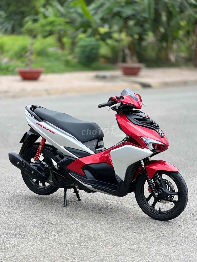 Airbalde 125 Bạc Đỏ Porsche 2019 Leng Keng Có Góp🎉. Mua bán Xe máy tại Thành phố Biên Hòa Đồng Nai được đăng bởi Xe Máy Phát Đồng hình 2