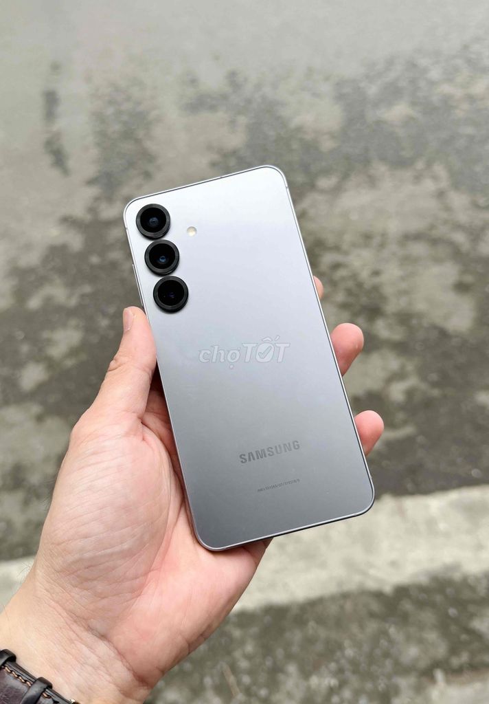 Samsung S25 12/256GB Xám Như mới. Mua bán Điện thoại tại Quận Đống Đa Hà Nội được đăng bởi Lâm Bảo Tuyên hình 1
