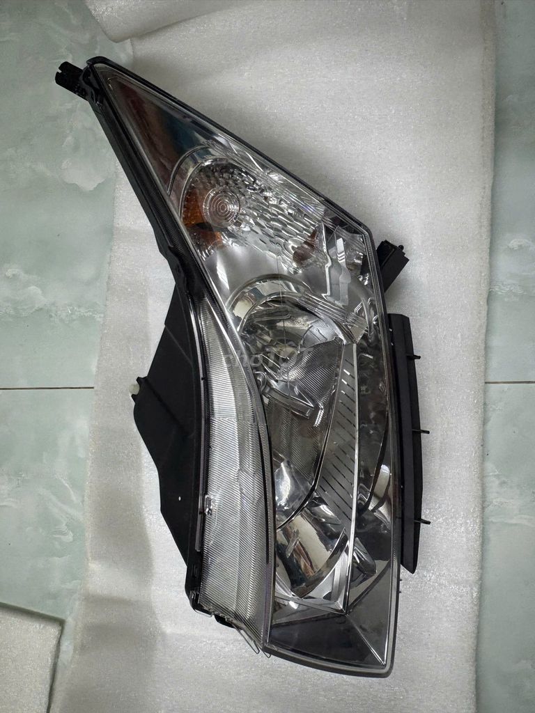 Thanh lý đèn  theo xe cruze ltz đời cuối 2015. Mua bán Phụ tùng xe tại Quận Thanh Xuân Hà Nội được đăng bởi Hoa hình 3