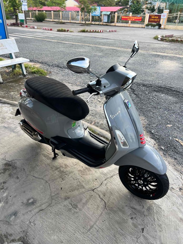 Vespa Sprint 125ABS odo 4000 cây Cực Đẹp (trả góp). Mua bán Xe máy tại Huyện Lai Vung Đồng Tháp được đăng bởi Cửa Hàng Xe Gắn Máy PHONG uy tín hình 4